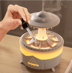 Aesthetic mushroom-shaped rain cloud humidifier with 7-color LED lights and aromatherapy mist